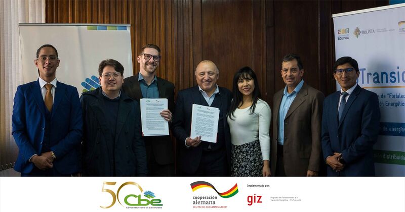 File:FOTO CONVENIO cbe.jpg